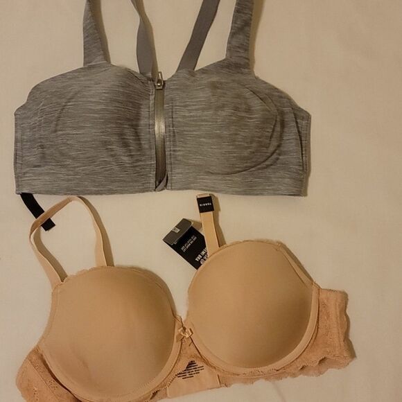 - Torrid and Victoria secret bras bundle size 36C/36D - Picture 1 of 12